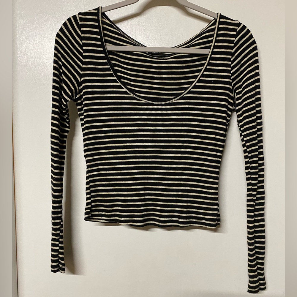 Brandy Melville Crop Top - one size